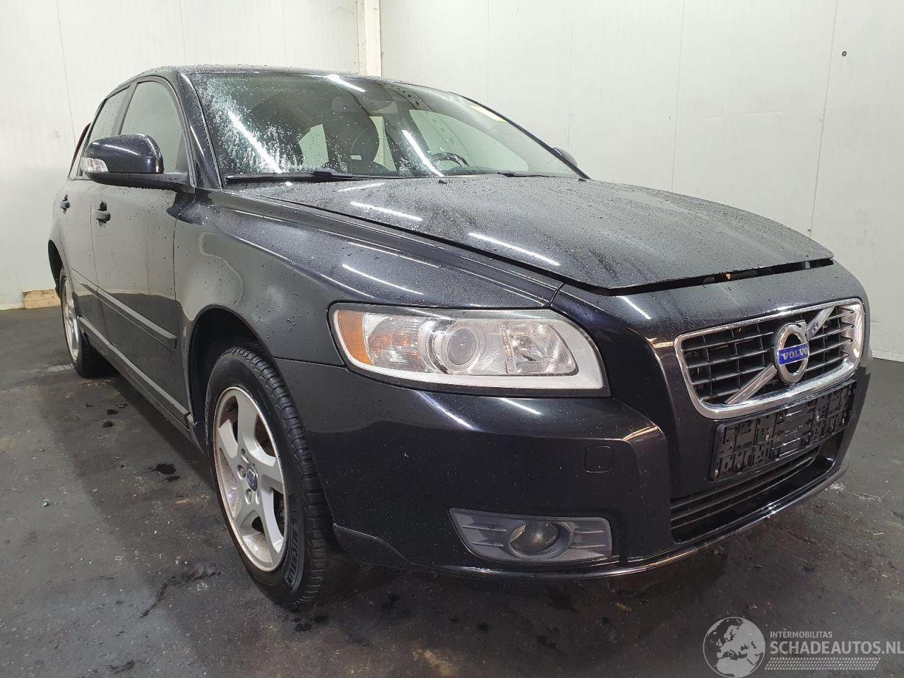 Volvo V-50 Sport
