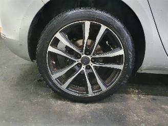 Opel Astra J Edition 1.4 picture 34