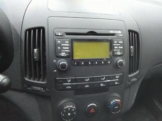 Hyundai I-30  picture 10