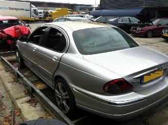 Unfallwagen Jaguar X-type 2.0 V6 Automaat 2002/6