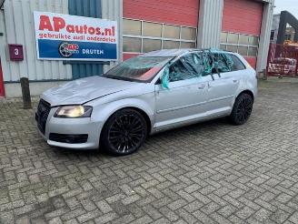 Vrakbiler auto Audi A3 A3 Sportback (8PA), Hatchback 5-drs, 2004 / 2013 1.8 TFSI 16V 2010/1