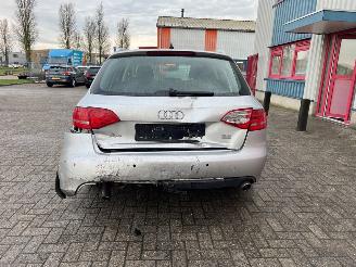 Audi A4 Avant 3.2 FSI V6 AUTOMAAT QUATTRO picture 4