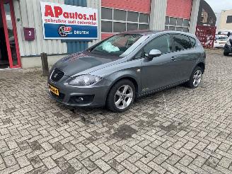 Coche accidentado Seat Leon 1.2 TSI COPA 2012/4
