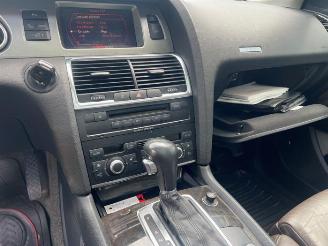 Audi Q7 Q7 (4LB), SUV, 2005 / 2015 4.2 FSI V8 32V picture 12