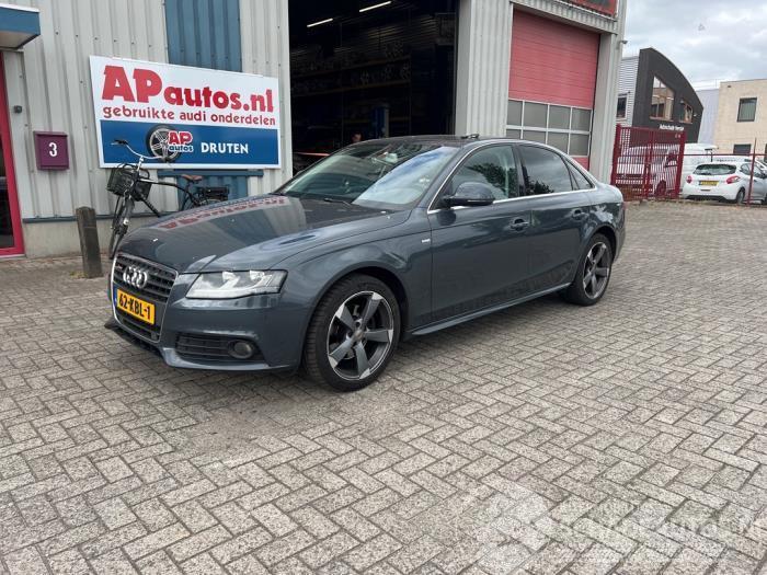 Audi A4 A4 (B8), Sedan, 2007 / 2015 2.0 TFSI 16V