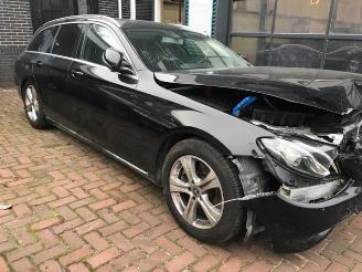 Coche siniestrado Mercedes E-klasse E Estate (S213), Combi, 2016 / 2023 E-220d 2.0 Turbo 16V 4-Matic 2019