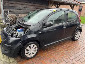 Démontage voiture Peugeot 107 107, Hatchback, 2005 / 2014 1.0 12V 2011