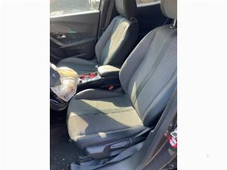 Peugeot 2008 2008 (UD/UK/UR/US/UX), MPV, 2019 1.2 VTi 12V PureTech 130 picture 10