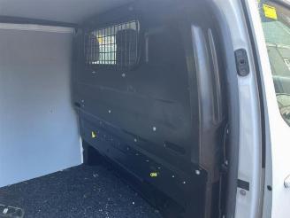 Peugeot Expert Expert (V1/VA/VB/VE/VF/VT/VY), Van, 2016 2.0 Blue HDi 120 16V picture 12