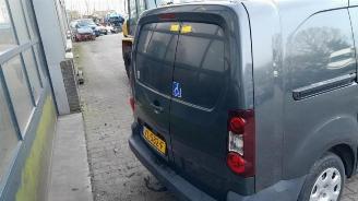 Peugeot Partner Partner (GC/GF/GG/GJ/GK), Van, 2008 / 2018 1.6 HDI 90 picture 3
