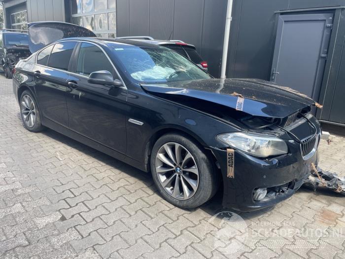 BMW 5-serie 5 serie (F10), Sedan, 2009 / 2016 520d xDrive 16V