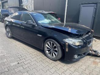 Vrakbiler auto BMW 5-serie 5 serie (F10), Sedan, 2009 / 2016 520d xDrive 16V 2016/1