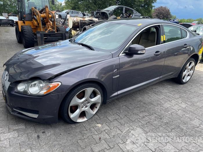 Jaguar XF XF (CC9), Sedan, 2008 / 2015 4.2 S V8 32V