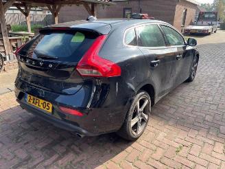 Volvo V-40 V40 (MV), Hatchback 5-drs, 2012 / 2019 2.0 D4 16V picture 3