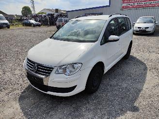 Autoverwertung Volkswagen Touran 2.0TDI Wit LB9A Onderdelen KXW Versnellingsbak 2009/11