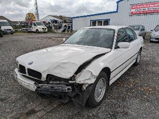 demontáž osobní automobily BMW 7-serie 728i E38 1995/12