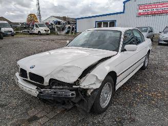 Vrakbiler auto BMW 7-serie 728i E38 1995/12