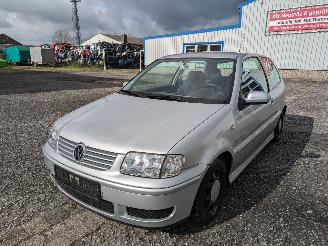 Damaged car Volkswagen Polo 6N 1.0 2001/5