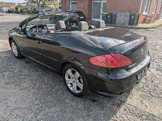 Peugeot 307 CC 2.0 picture 7