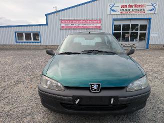 Peugeot 106  picture 2