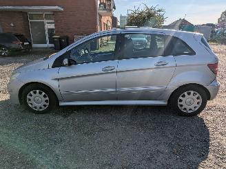 Mercedes B-klasse 200 245 picture 9