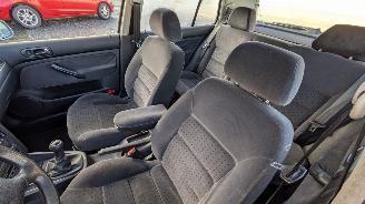 Volkswagen Golf  picture 11