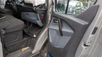 Ford Transit Custom 2.2 picture 10