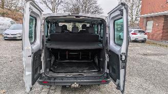 Renault Trafic 2.0 Automatik picture 14