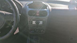 Opel Corsa 1.2 picture 12