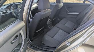 BMW 3-serie 320i picture 11