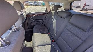 Audi A4 Y7G picture 13