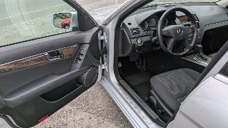 Mercedes C-klasse C200 T-Modell Kompressor Automatik picture 23