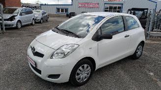 occasion passenger cars Toyota Yaris 1.0 2009/5