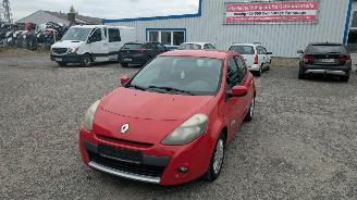 Renault Clio R picture 1