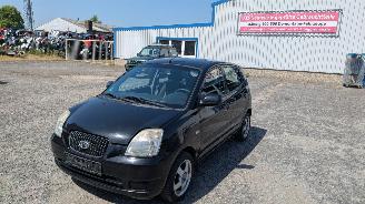 skadebil brommobiel Kia Picanto LX 2005/9