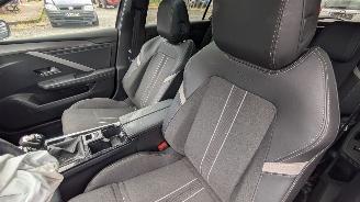 Opel Astra L picture 10