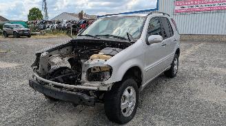 Auto da rottamare Mercedes ML 163 2003/1
