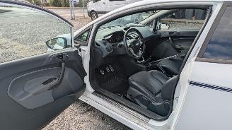 Ford Fiesta 1.6 picture 10