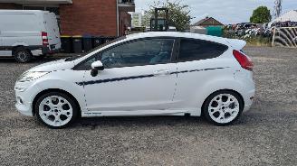 Ford Fiesta 1.6 picture 9