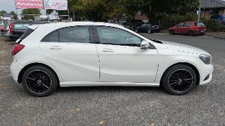 Mercedes A-klasse 180d 7G-DCT picture 4