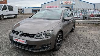 krockskadad bil auto Volkswagen Golf 1.6 TDI BlueMotion 2013/9