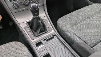 Volkswagen Golf 1.6 TDI BlueMotion picture 15