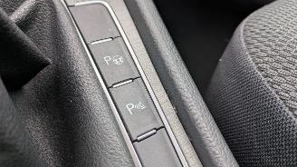 Volkswagen Golf 1.6 TDI BlueMotion picture 17