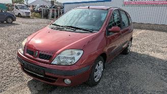 Vrakbiler auto Renault Scenic 1.6 2003/2