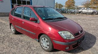 Renault Scenic 1.6 picture 3