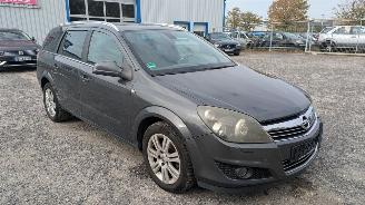 Opel Astra 1.7 CDTI picture 3