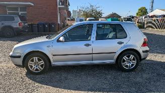 Volkswagen Golf 1.4 picture 8
