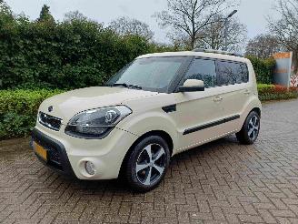 Vrakbiler auto Kia Soul 1.6 Rhythm 2012/4