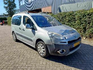 skadebil auto Peugeot Partner Tepee 1.6 VTi Access 2014/6