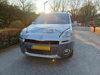Peugeot Partner Tepee 1.6 VTi Access picture 18